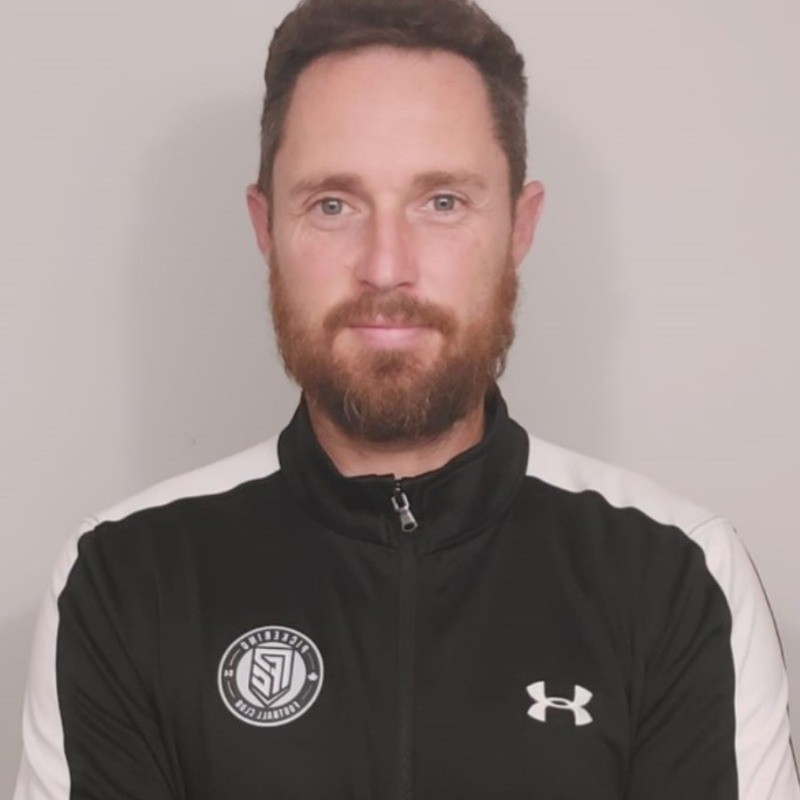 Headshot of Colin Hoey.